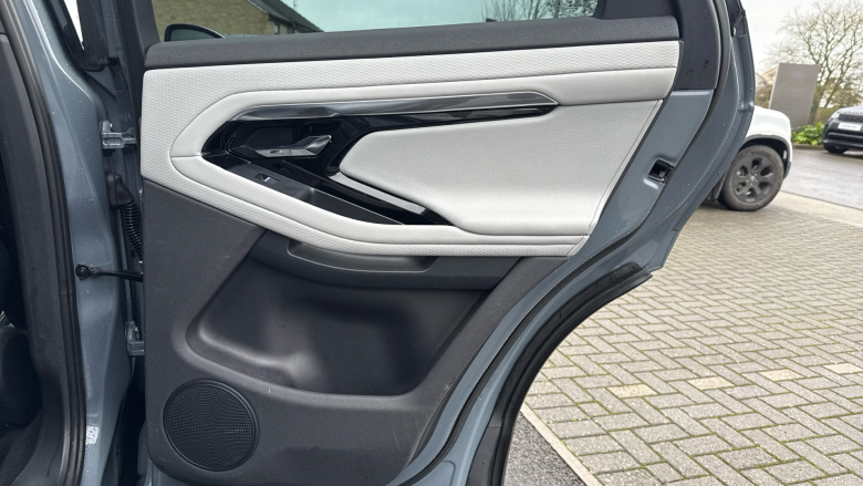 Land Rover Range Rover Evoque 2.0 D200 R-Dynamic S 5dr Auto Diesel Hatchback